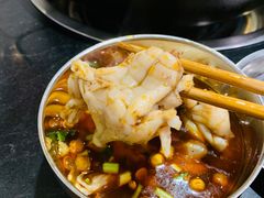 -鸿顺老铁锅美蛙鱼府(解放碑店)