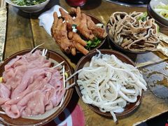-正南齊北重庆老火锅(光华村直营店)