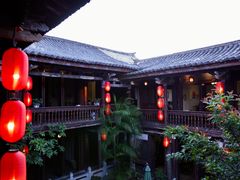 -香满楼.建水老宅院