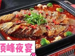 -顶峰夜宴·龙虾烧烤大排档(九江学院店)