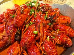 -巴厘龙虾·榜首油焖大虾(音乐学院·沿江酒馆店)