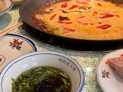 -鸿姐老火锅(疁城新天地店)