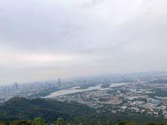 -紫金山山顶公园