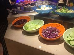 -亚马逊环球美食百汇(新城吾悦广场店)