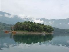 -雷波马湖风景区