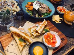 -HIGH FIVE哈福手工汉堡(桂林路店)