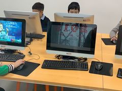 -斯坦星球AI编程·机器人科创·科学实验·信奥·思维·STEM·乐高·竞赛考级(长宁虹桥大融城荟聚中心)