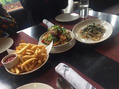 -WOLFGANG PUCK KITCHEN & BAR(迪士尼小镇店)