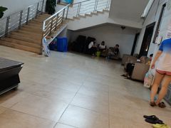 -菲鱼体育恒温游泳馆(中海名城店)