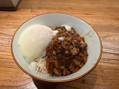 蟹酱卤肉饭-蟹黄鱼·海派深夜面馆(江湾里店)