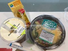 -全家便利店(杭州龙翔桥地铁站店)
