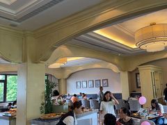 -鲤鱼洲酒店港鲤咖啡厅