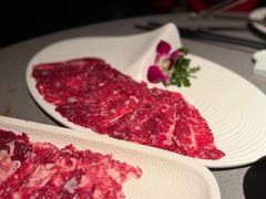 L5手作雪花牛肉-左庭右院鲜牛肉火锅黑金店(陆家嘴中心店)