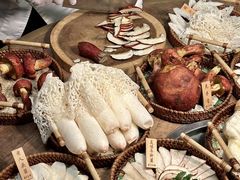 -蘑界·野生菌火锅(深业上城店)