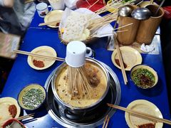 -马路边边·成都串串(翠柏路店)