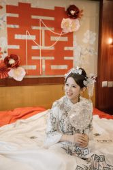 -Lady  Jane高端婚纱礼服馆