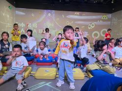 -小鸡哆哆故事屋·儿童乐园(嘉里城店)