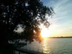 -人民防洪胜利纪念塔