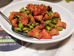 榄菜四季豆炒鸡脆骨-汤城小厨•粤菜•靓汤(西直门凯德MALL店)