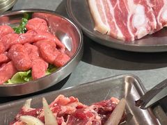-围炉肉舍丹东海鲜烤肉·烤活鳗(步行街店)