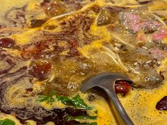 -旧街市鲜货老火锅(大光路店)