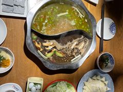 -7号院街鲜鱼府·涮烤一体(酒城华府总店)