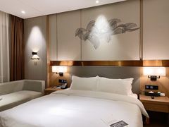 -乔治莫兰迪酒店(济南解放路山东大学店)