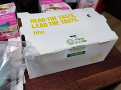 -BHC炸鸡(明洞总店)