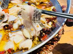 关公水煮斑鱼-水煮三国·川鲁江湖菜(香山店)