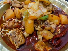 -牛一嘴·兰州牛肉面·大盘鸡(财富中心店)