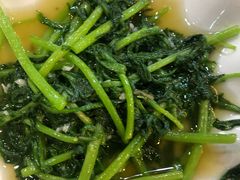 -渝君重庆火锅(嘉宾路店)