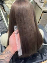 -Tloml salon