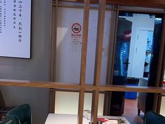 -三人行骨头王火锅(长寿店)