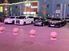 -燕莎奥特莱斯购物中心