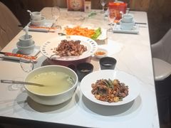 -乔家小院•非遗驴肉•本地小海鲜(滨河路店)