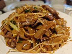 湿炒牛河粉-老广酒楼(樱花店)