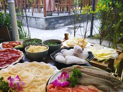 -二荆条·蜀鲜汇城市森林火锅