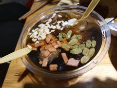 -拈签一笑黄牛肉辣卤串串