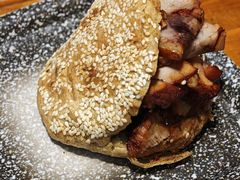 -老天桥酱肉烧饼夹肘子(天桥店)