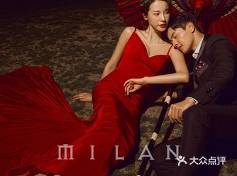 这是带有中国元素的婚纱照 ins风婚纱照 中式婚纱照