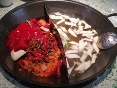 -鸿姐老火锅(疁城新天地店)
