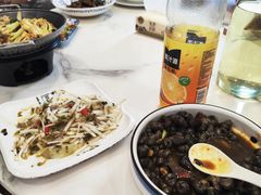 -品鲜村农家菜·阳澄湖大闸蟹(总店)