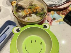 -水桶王国主题餐厅·聚会·生日派对·亲子活动·家庭套餐(亚龙湾希尔顿店)