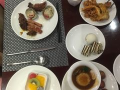 -荣誉国际酒店-云顶旋转餐厅