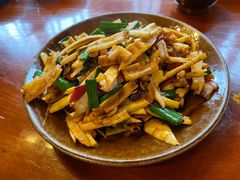 春笋腊肉-苗湘食府(十年店)