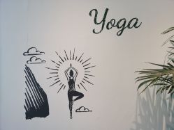 -Yvon yoga 瑜伽·精准体态管理中心