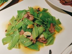 -渝半城经典川粤菜(重庆天地店)