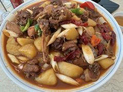 -汗腾格里·风味餐厅(新疆驻京办店)