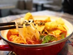 -丽丽三鲜螺蛳粉(田林路店)