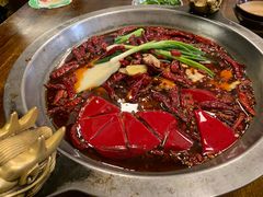 -黄潇洒老火锅(九眼桥宏济巷店)